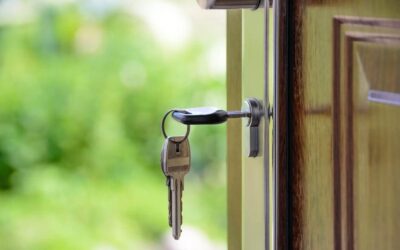 The Key to Safety: 9 Signs It’s Time for You to Replace Your Door Locks