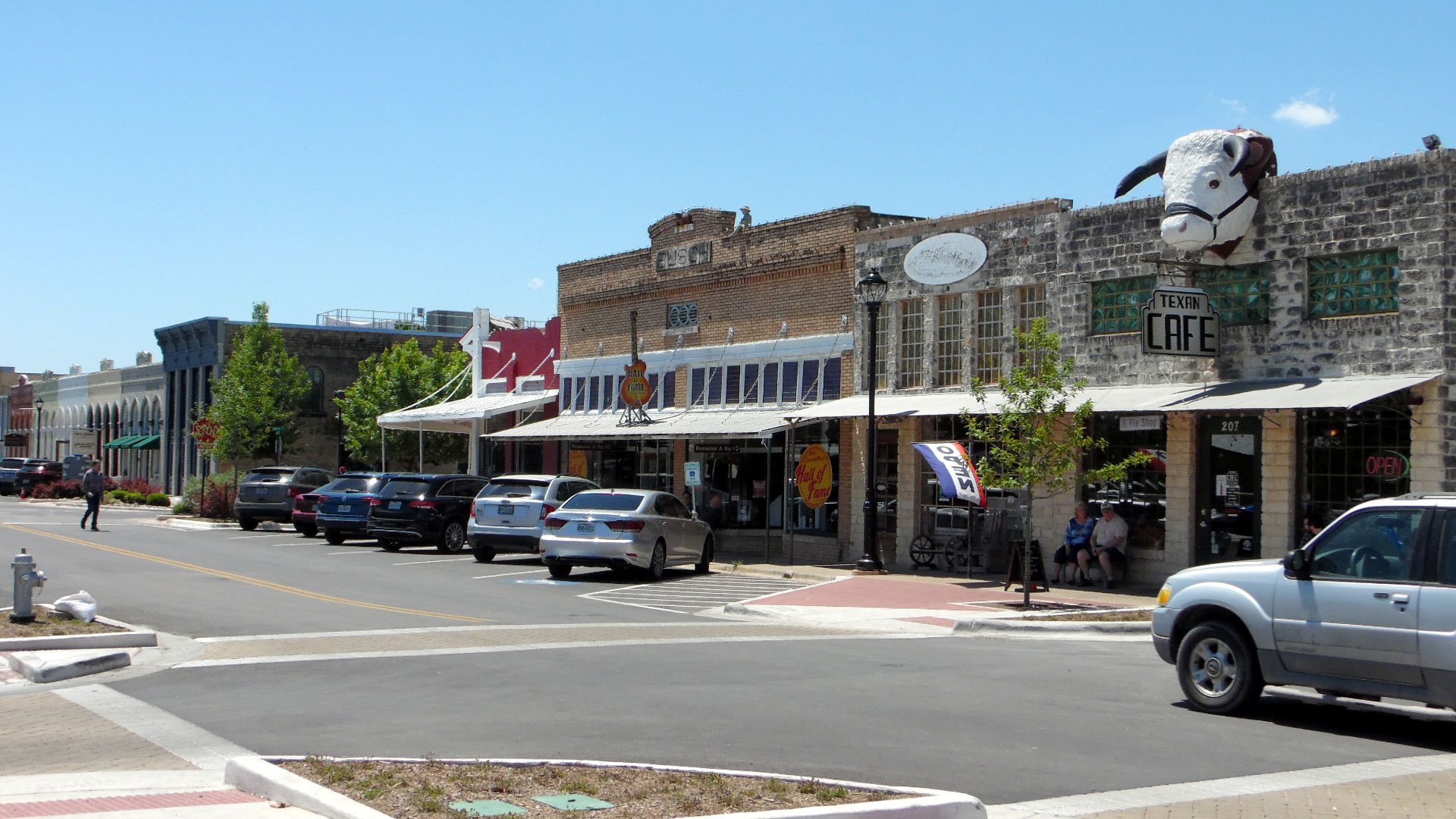 Downtown Of Hutto Tx If you need a Locksmith in Downtown of Hutto TX, 512 Locksmith got you.